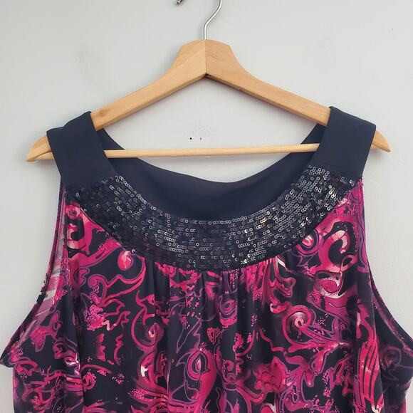 Avenue Stretch Sleeveless Pink Sequenced Neckline Top 22/24 - Picture 3 of 7